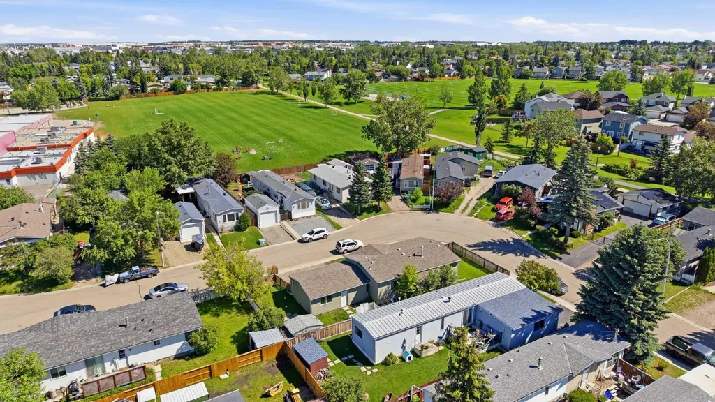 89 Spring Haven Close SE Airdrie AB T4A 1G2