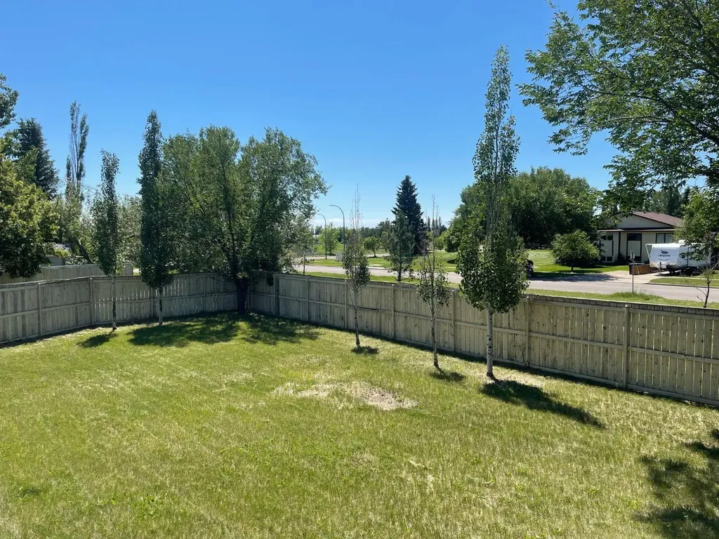 42 Mt Backus Crescent W Lethbridge AB T1K 6P6