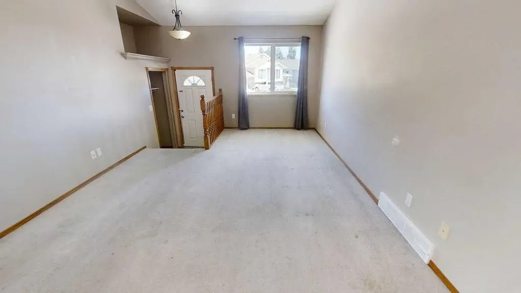 42 Mt Backus Crescent W Lethbridge AB T1K 6P6