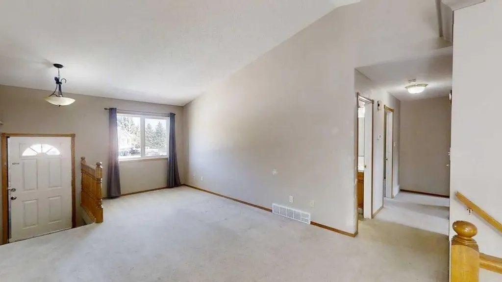 42 Mt Backus Crescent W Lethbridge AB T1K 6P6