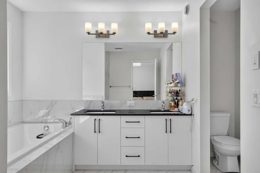 274 Lucas Place NW Calgary AB T2P 2E4