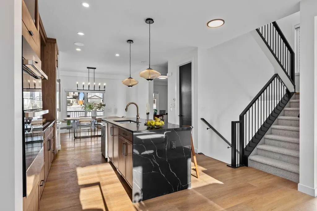 105 Heritage Boulevard Cochrane AB T4C 3G8