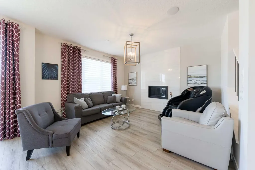 415 Rivercrest Boulevard Cochrane AB T4C 2V1