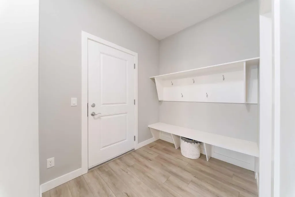 415 Rivercrest Boulevard Cochrane AB T4C 2V1