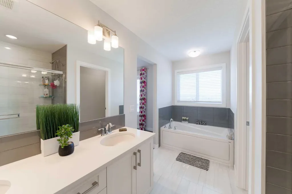 415 Rivercrest Boulevard Cochrane AB T4C 2V1