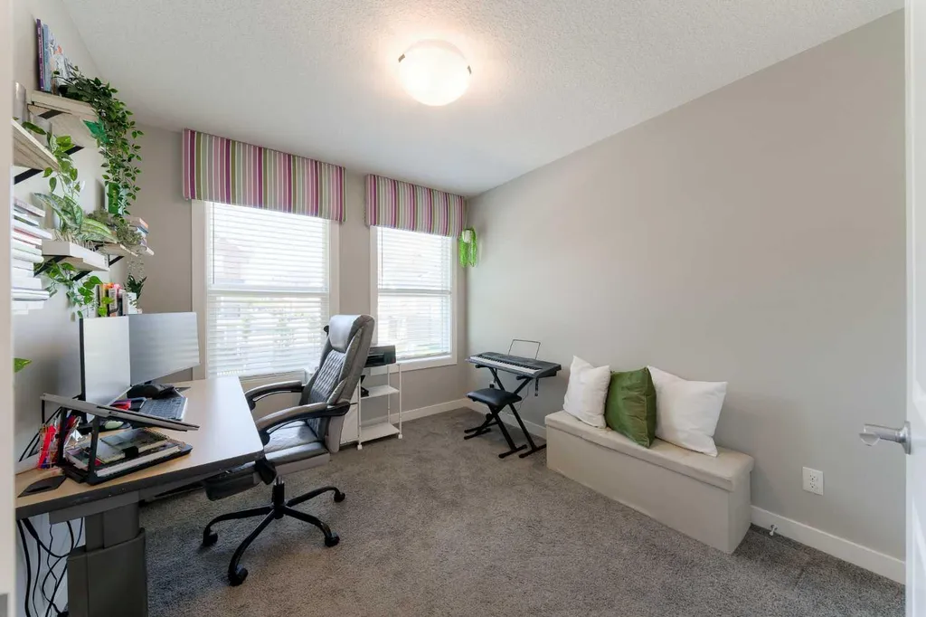 415 Rivercrest Boulevard Cochrane AB T4C 2V1