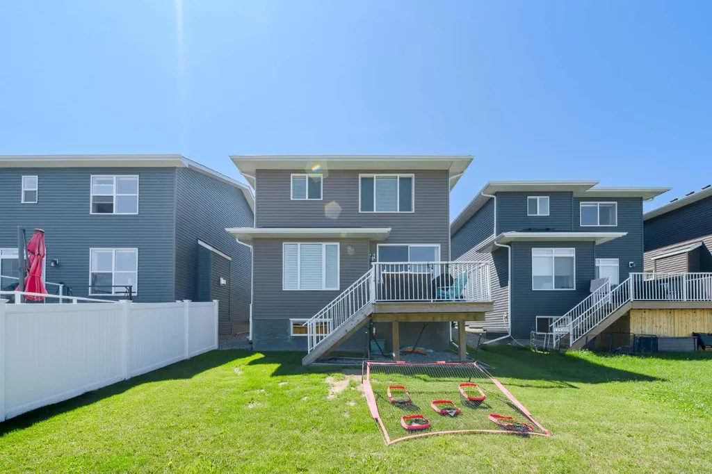 415 Rivercrest Boulevard Cochrane AB T4C 2V1