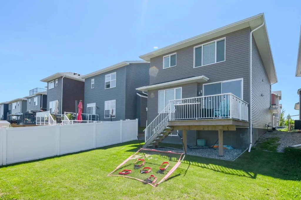 415 Rivercrest Boulevard Cochrane AB T4C 2V1