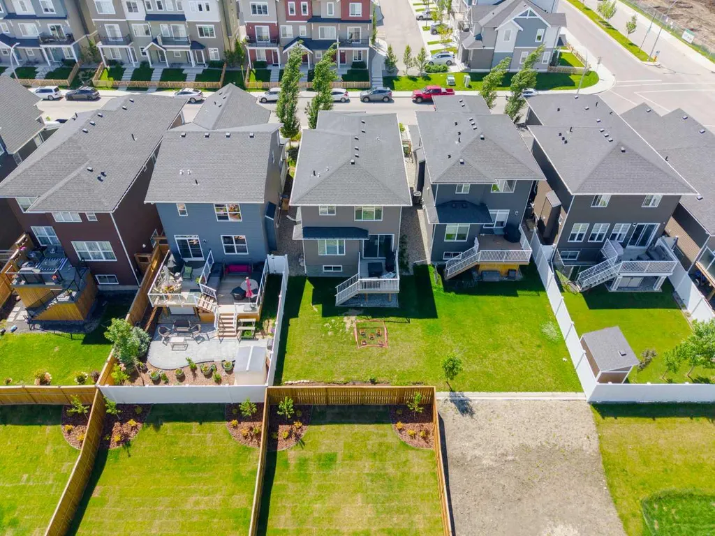 415 Rivercrest Boulevard Cochrane AB T4C 2V1