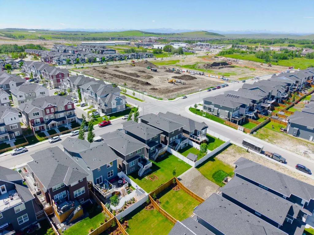 415 Rivercrest Boulevard Cochrane AB T4C 2V1