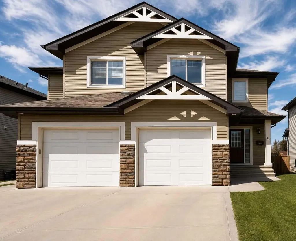 44 Carlson Place Red Deer AB T4P 0M3