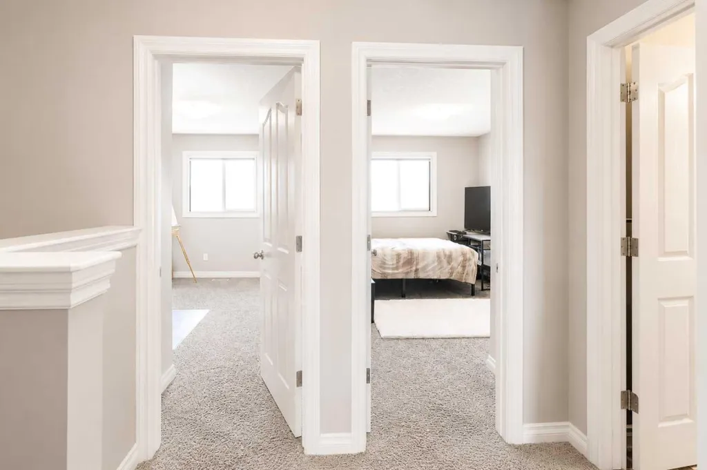 44 Carlson Place Red Deer AB T4P 0M3
