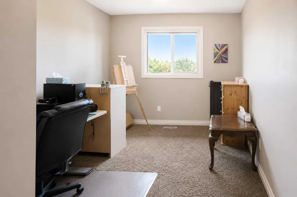 44 Carlson Place Red Deer AB T4P 0M3