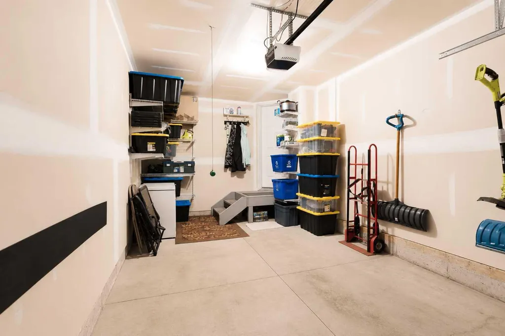 44 Carlson Place Red Deer AB T4P 0M3