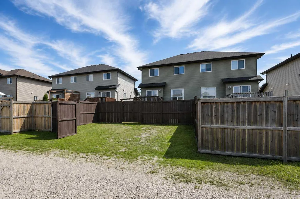 44 Carlson Place Red Deer AB T4P 0M3