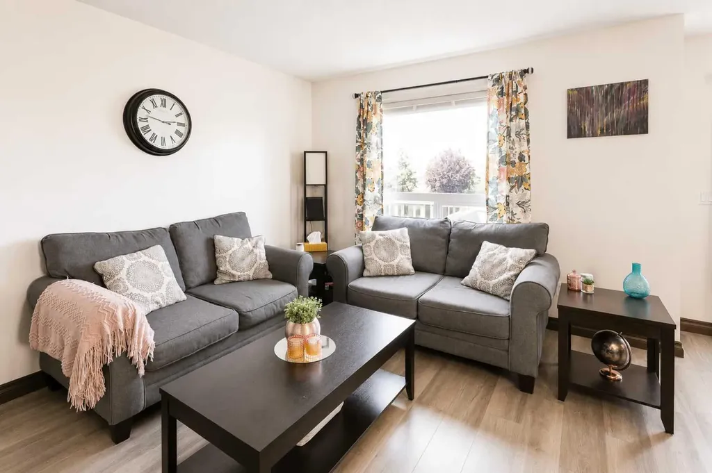 44 Carlson Place Red Deer AB T4P 0M3