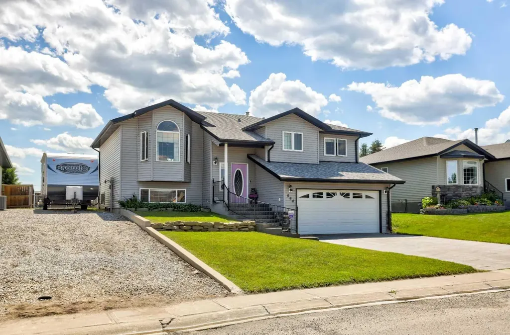 594 Tumbleweed Avenue Pincher Creek AB T0K1W0