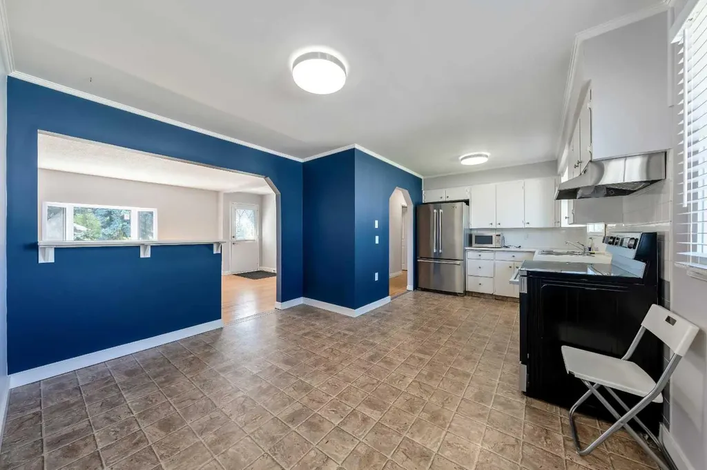 629 Agate Crescent SE Calgary AB T2J0Z4