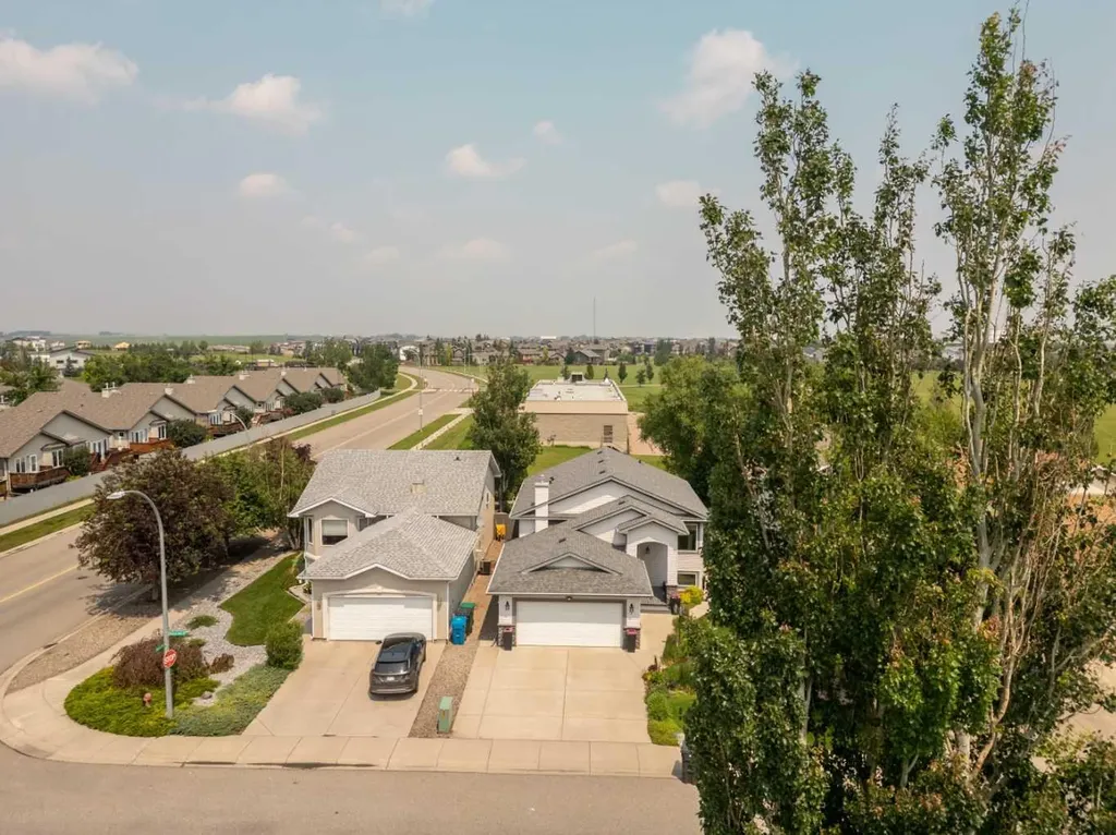 7 Kodiak Boulevard N Lethbridge AB T1H 6S7
