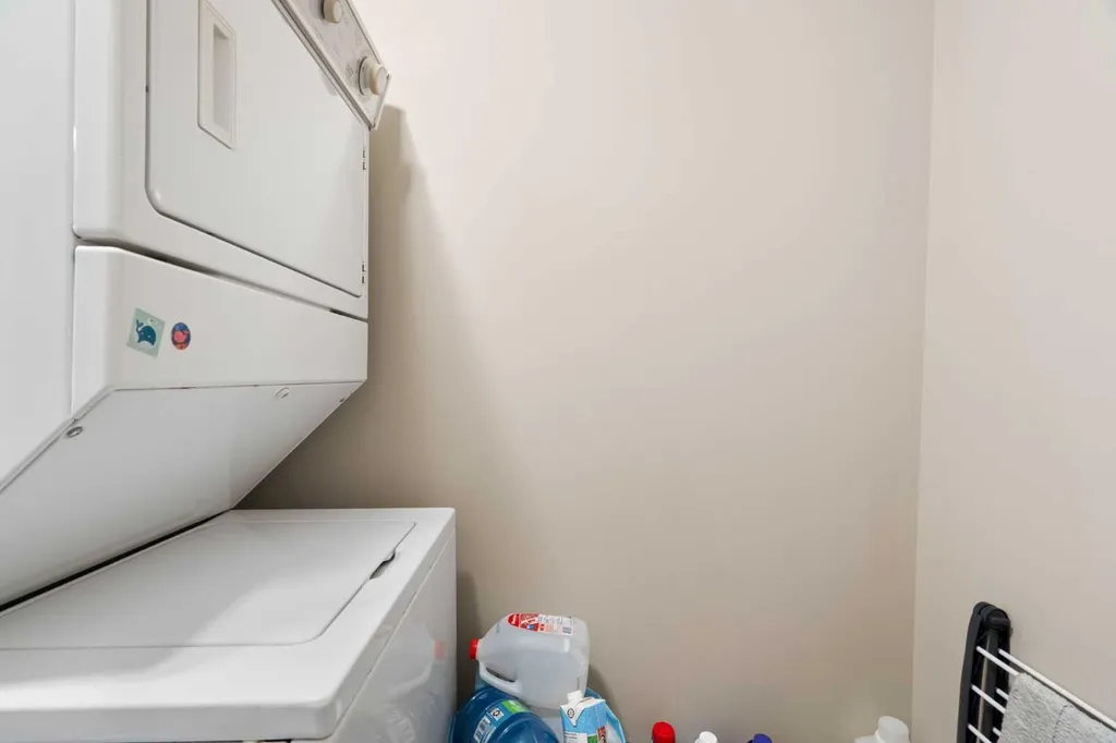 290 Shawville Way SE Calgary AB T2Y 3Z9