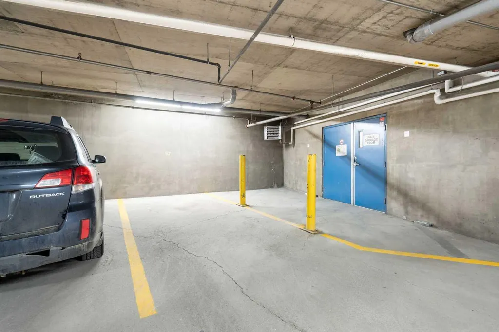 290 Shawville Way SE Calgary AB T2Y 3Z9