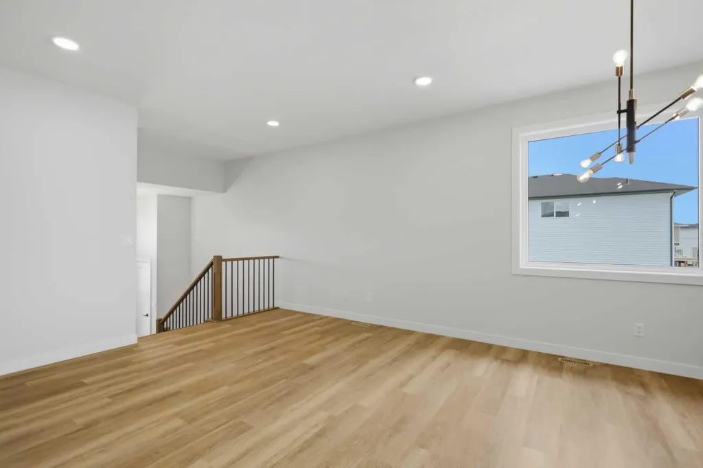 46 Tagish Avenue Red Deer AB T4P 0Y7
