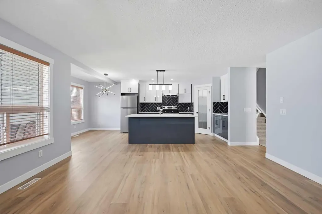 38 Saddleland Crescent NE Calgary AB T3J 5K5