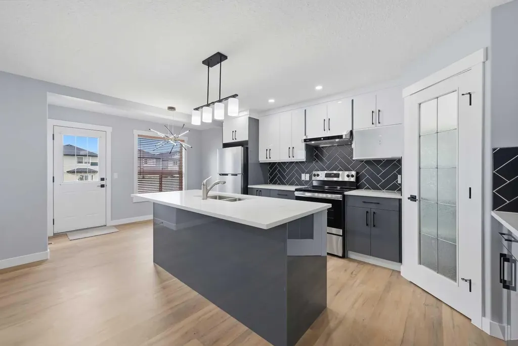 38 Saddleland Crescent NE Calgary AB T3J 5K5