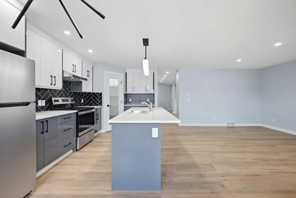 38 Saddleland Crescent NE Calgary AB T3J 5K5