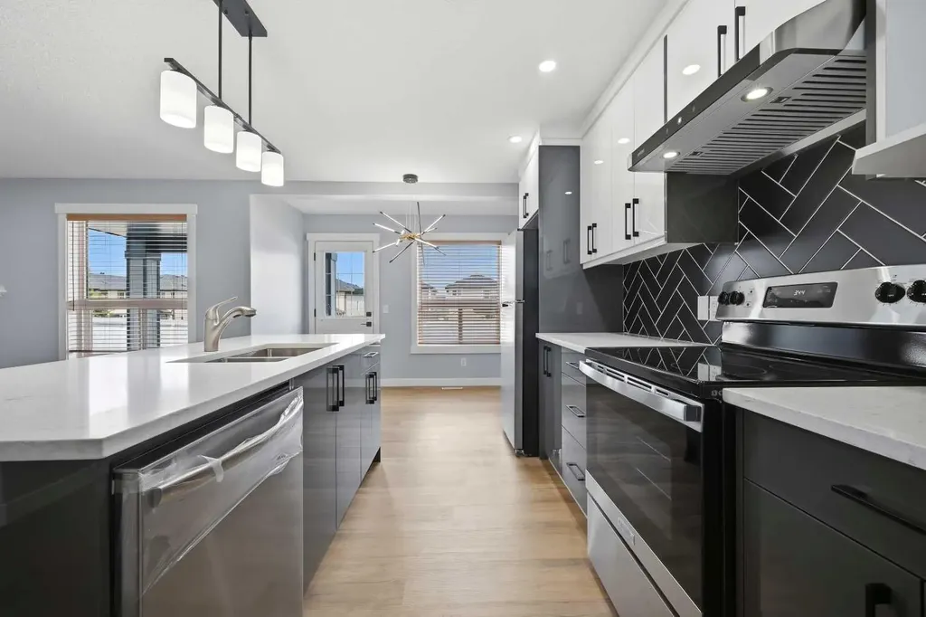 38 Saddleland Crescent NE Calgary AB T3J 5K5