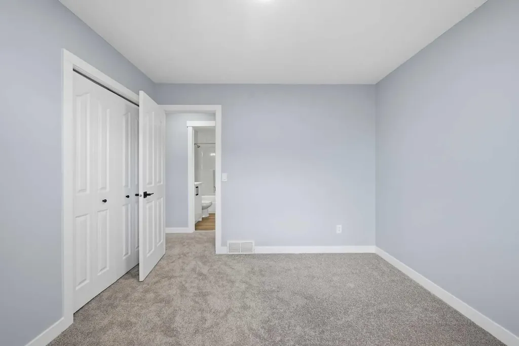 38 Saddleland Crescent NE Calgary AB T3J 5K5