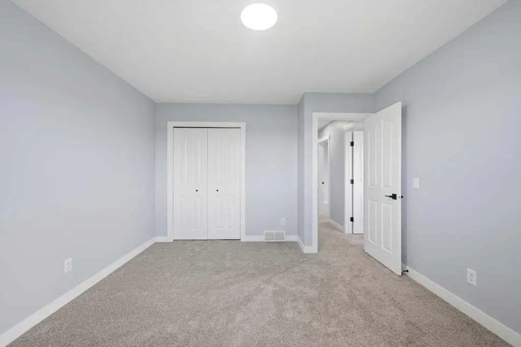38 Saddleland Crescent NE Calgary AB T3J 5K5