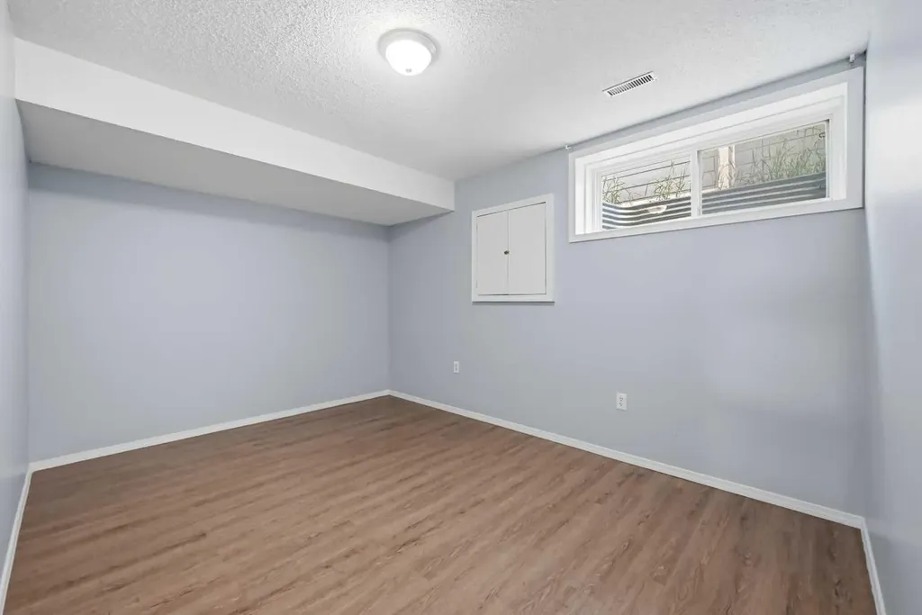 38 Saddleland Crescent NE Calgary AB T3J 5K5