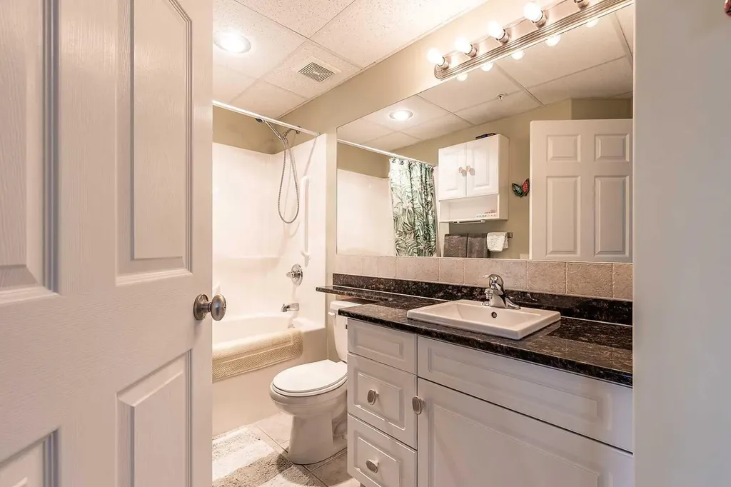 29 River Ridge Drive NW Medicine Hat AB T1A 8V3