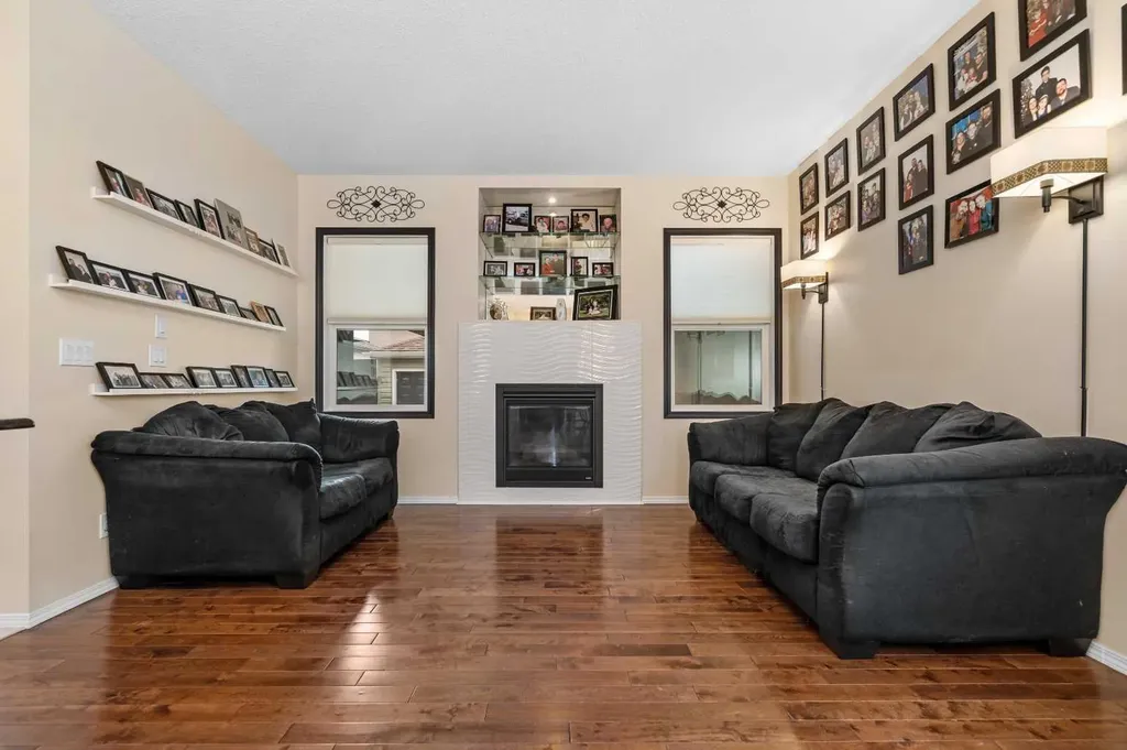 80 Legacy Crescent SE Calgary AB T2X 0W8
