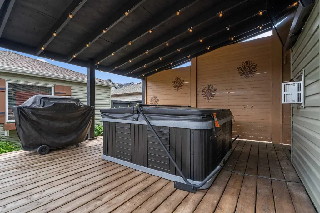 80 Legacy Crescent SE Calgary AB T2X 0W8