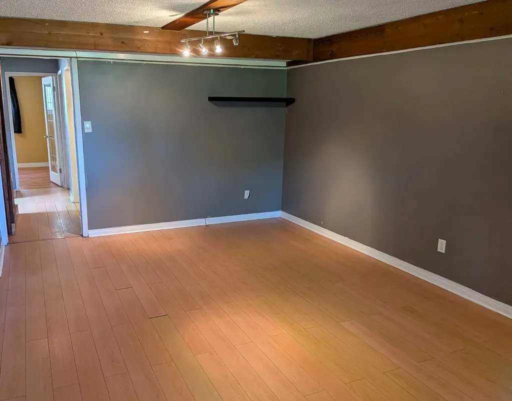 2103A 7 Street NE Calgary AB T2E 4C7