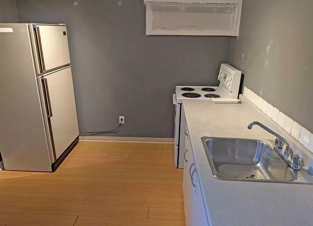 2103A 7 Street NE Calgary AB T2E 4C7