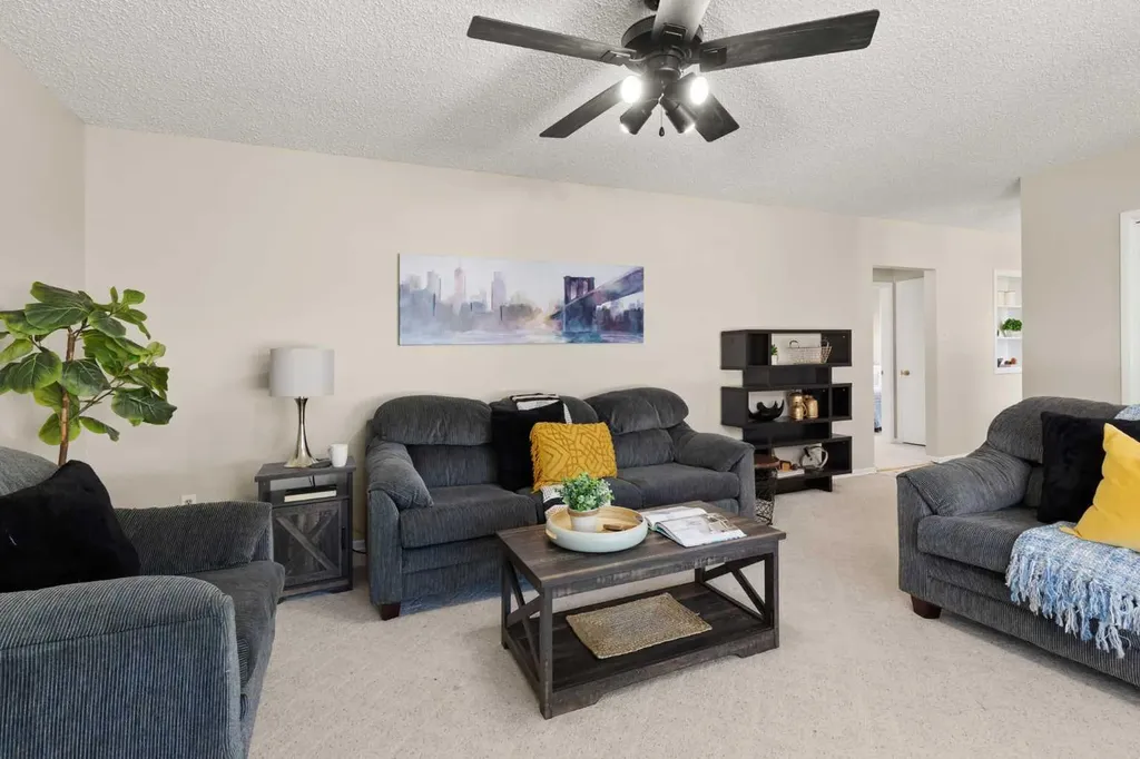 982 Stewart Drive NW Medicine Hat AB T1A7C1