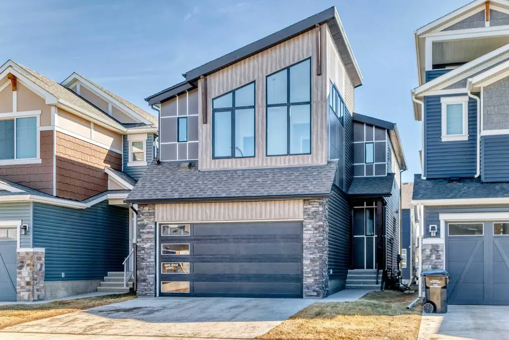 138 Silver Spruce Grove SW Calgary AB T2X5M2