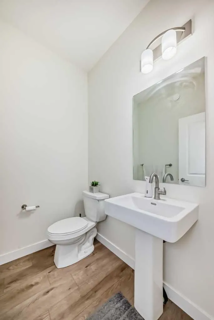 138 Silver Spruce Grove SW Calgary AB T2X5M2