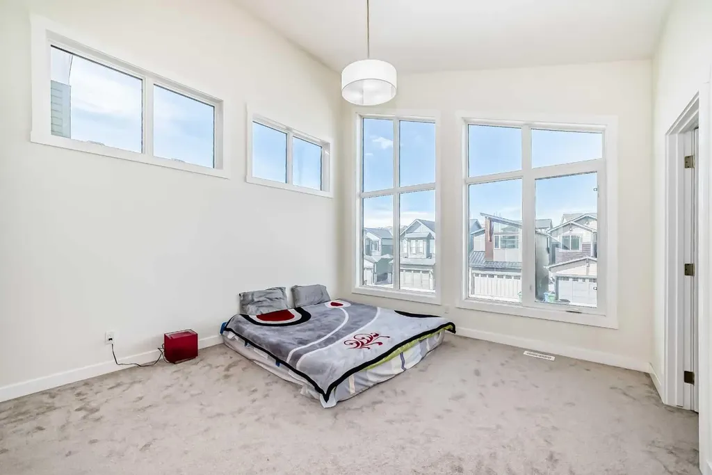 138 Silver Spruce Grove SW Calgary AB T2X5M2