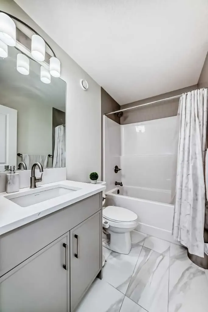 138 Silver Spruce Grove SW Calgary AB T2X5M2