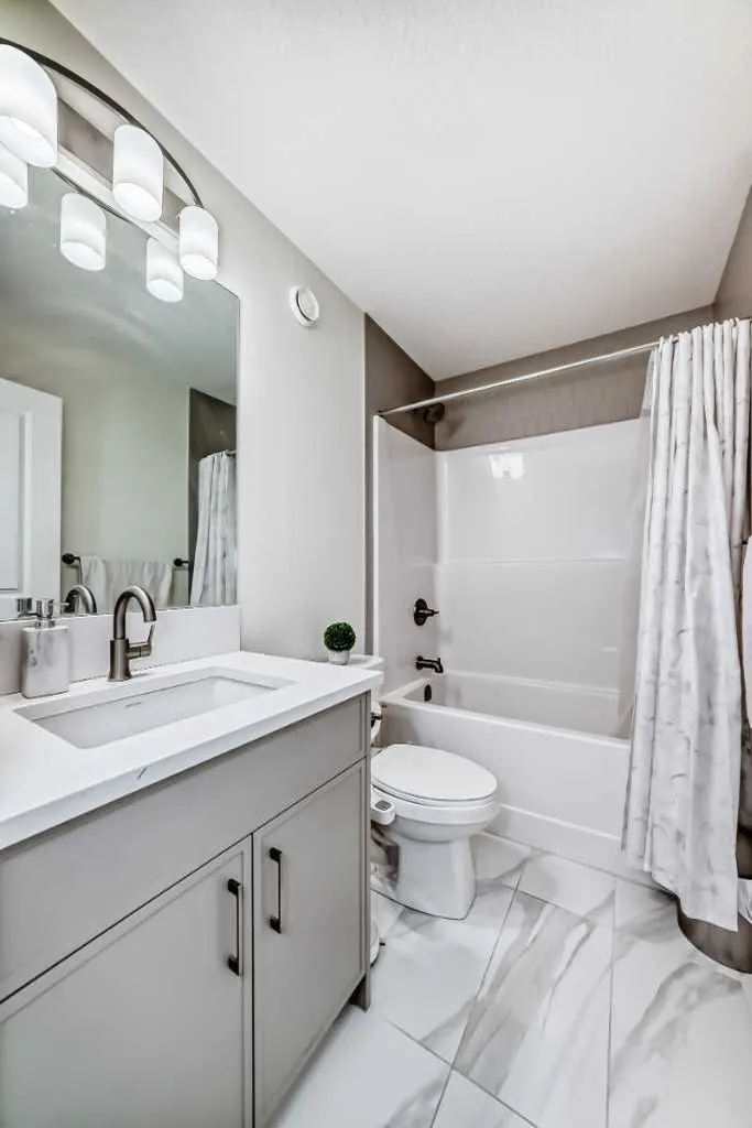 138 Silver Spruce Grove SW Calgary AB T2X5M2