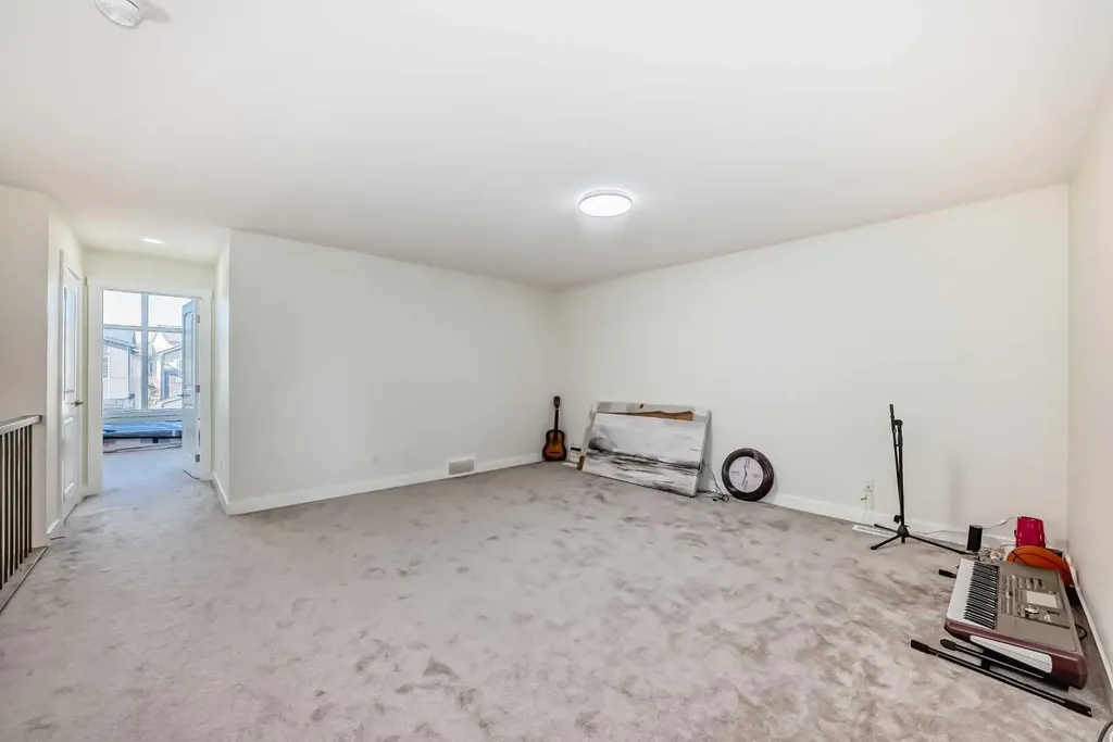 138 Silver Spruce Grove SW Calgary AB T2X5M2