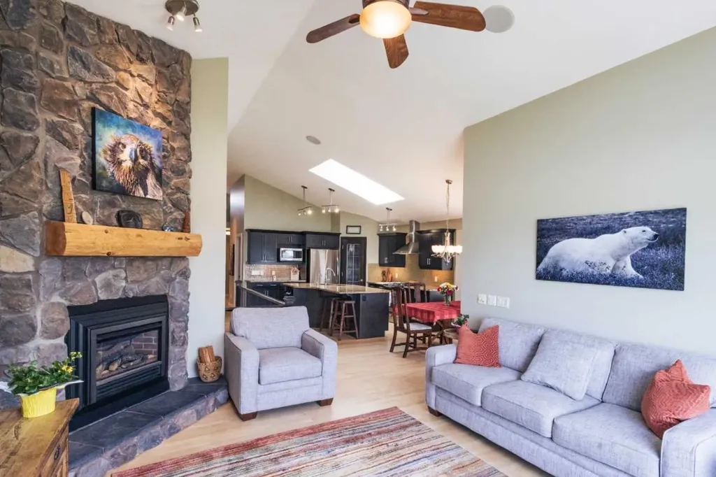 39 Glenvista Place Cochrane AB T4C2K2