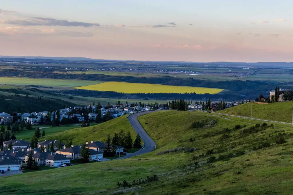 39 Glenvista Place Cochrane AB T4C2K2