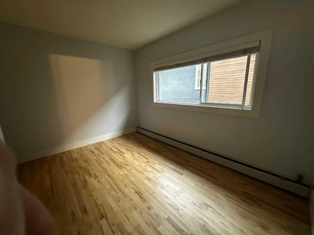 1530 26 Avenue SW Calgary AB T2T 1C5