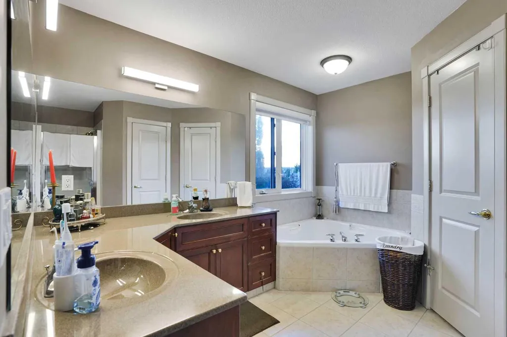 99 Arbour Vista Road NW Calgary AB T3G 5G3