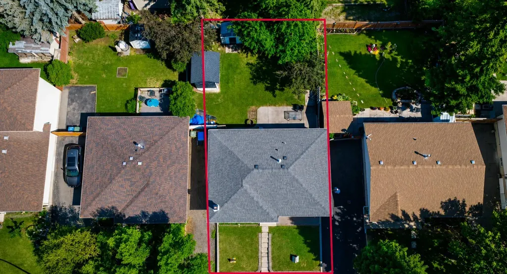 1816 Lynnover Road SE Calgary AB T2C1L3